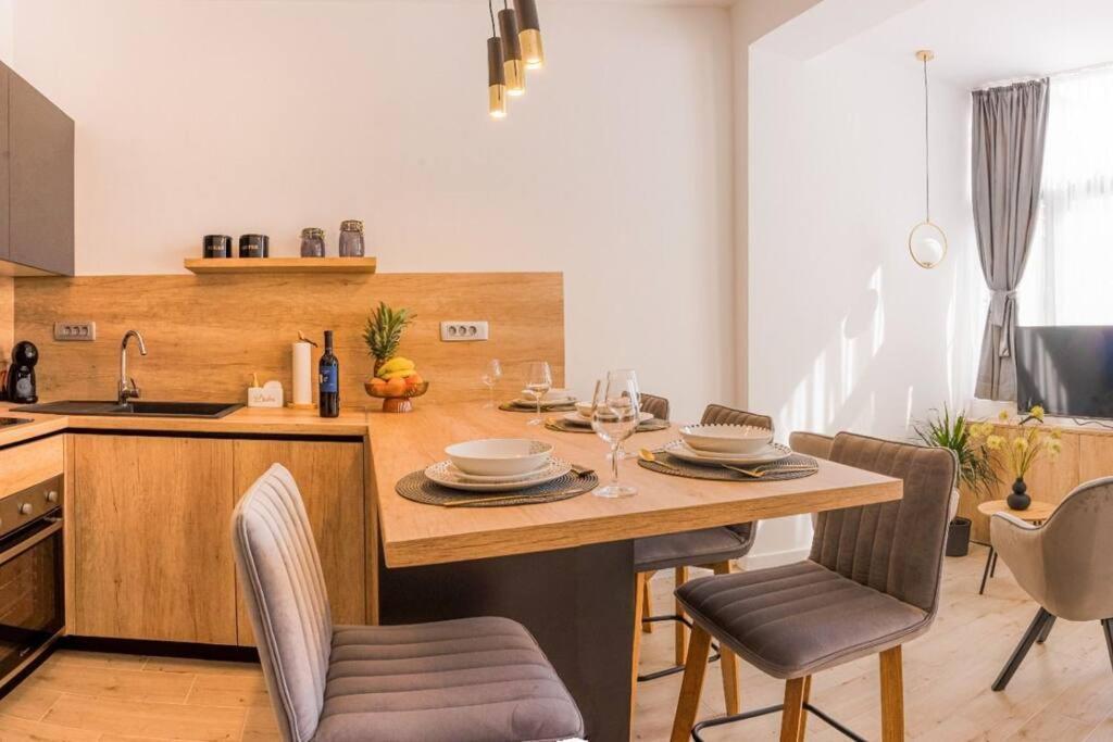Luksuzni Apartman Ribica U Samom Centru Grada Split Exteriér fotografie